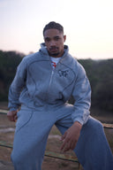 EVERYDAY ESSENTIAL SWEATSHIRT GREY