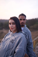 EVERYDAY ESSENTIAL SWEATSHIRT GREY